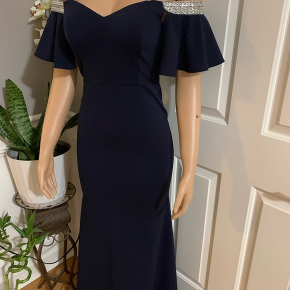 Women’s off shoulder ruffles sleeve size (S) - Picture 4 of 10